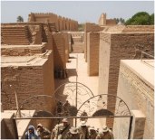 American soldiers at Babylon